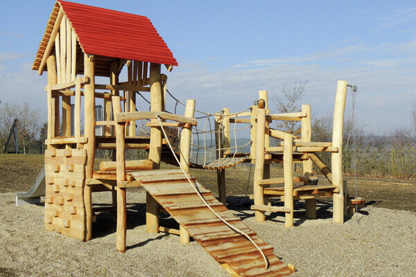 Freiezitpark Rotfelden - Spielplatz Bildnachweis: Fam. Sennert - Freizeitpark-Rotfelden