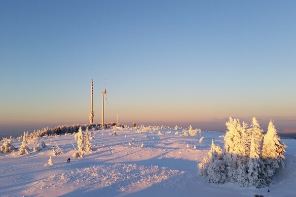 Ausblick vom Hornisgrindeturm im Winter Bildnachweis: Tourist-Info Seebach