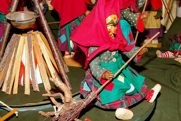 Schloss-Narrenstuben Bonndorf Copyright: (Mit freundlicher Genehmigung der Schloss-Narrenstuben Bonndorf) Schloss-Narrenstuben Bonndorf Copyright: (Mit freundlicher Genehmigung der Schloss-Narrenstuben Bonndorf)